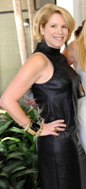 Dame d’Angers en quête de mots coquins rencontre-Cougar-Angers