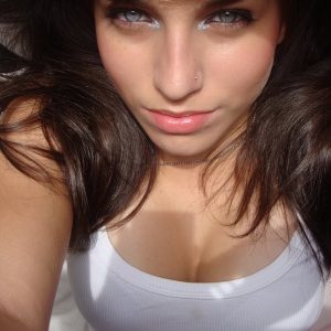 Élodie - rencontre-Naturiste-Angers