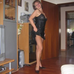 Elisa - rencontre-Naturiste-Levallois-Perret