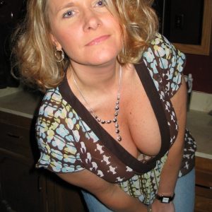 Nadia - rencontre-Cougar-Saint-Herblain