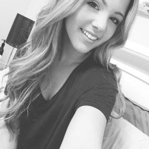 Nоеla18 et chaude comme la braise ! Nоеla - rencontre-Teen-Montpellier