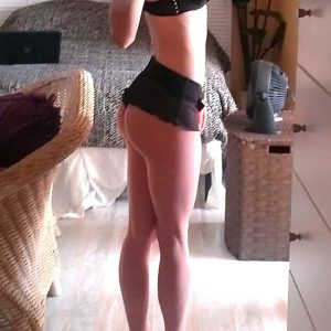 Elle a 28 ans, elle est à Chartres, et ce soir elle a envie de parler. Julia - rencontre-Teen-Chartres